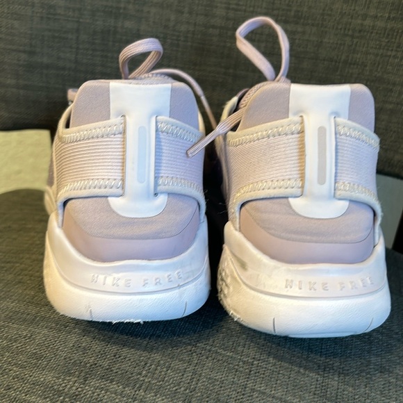 Women’s 2018 Nike Free RN Running Shoe in Elemental Rose/Gunsmoke Size 8.5 - Picture 8 of 10